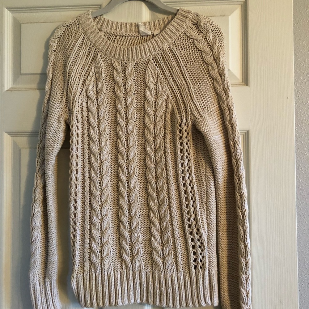 Knit sweater